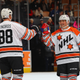 Hawerchuk and Eric Lindros in the Hall of Fame Legends Classic in 2016.